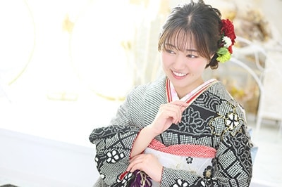 振袖を着ている女の子